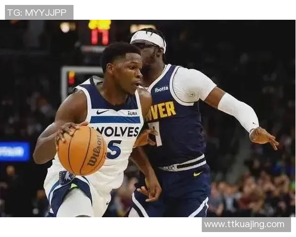 克林根本赛季有14场比赛抢至少15板 唐斯11场 戈贝尔&约基奇10场 克林根本赛季有14场比赛抢至少15板 唐斯11场 戈贝尔&约基奇10场